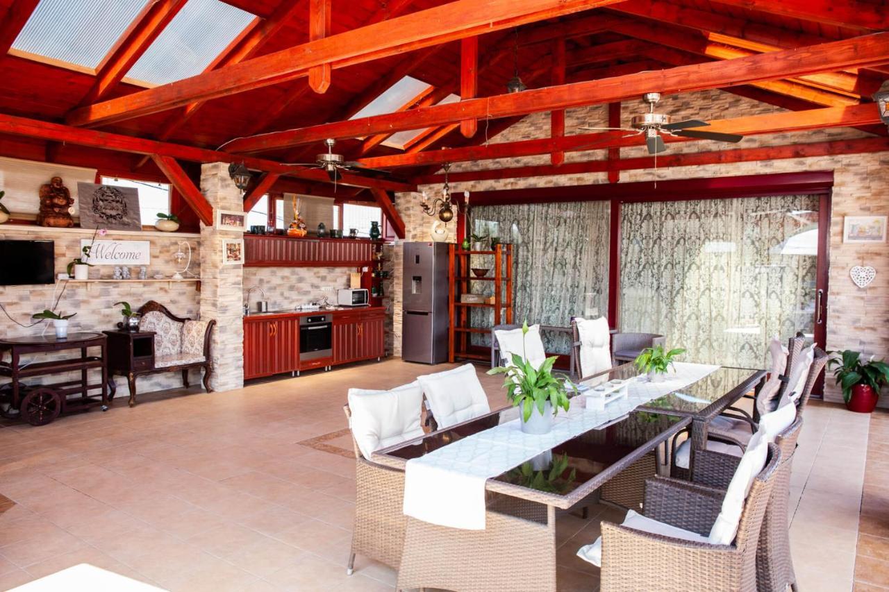 Barackos Wellness Villa Fot Экстерьер фото